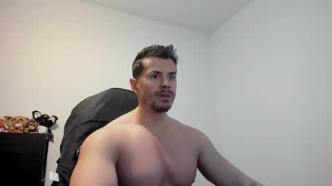 Snapshot of alphagodleatherking92 chatting on 02-17-26, 12:12 LeatherMaster online show from 02-17-26, 12:12