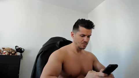 Snapshot of alphagodleatherking92 chatting on 03-10-26, 10:53 LeatherMaster online show from 03-10-26, 10:53