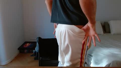 Snapshot of alphahung23 chatting on 10-08-25, 08:23 alphahung23 online show from 10-08-25, 08:23