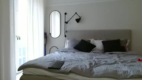 Snapshot of alphahung23 chatting on 11-25-25, 08:47 alphahung23 online show from 11-25-25, 08:47