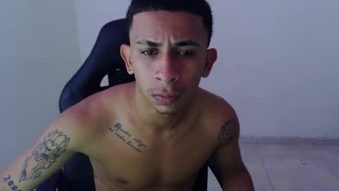 alphas_latins online show from 04-11-26, 04:39