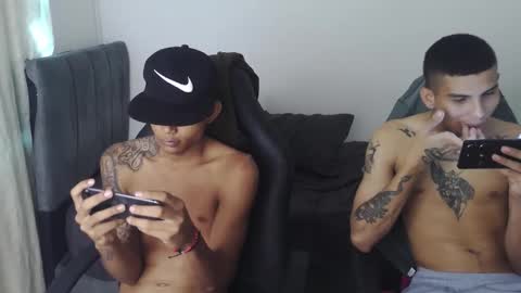 alphas_latins online show from 05-15-26, 08:16