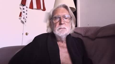 AlphaUniform online show from 10-14-25, 01:45