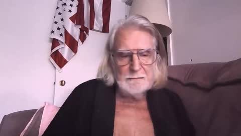 AlphaUniform online show from 02-23-26, 04:15