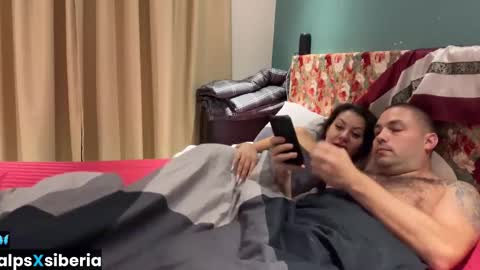 Snapshot of alpsxsiberia chatting on 02-19-26, 08:49 Dan Nati online show from 02-19-26, 08:49