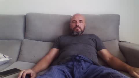 Snapshot of alsi72 chatting on 10-13-25, 12:05 alsi72 online show from 10-13-25, 12:05