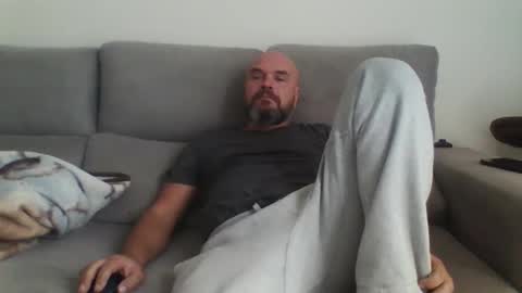 Snapshot of alsi72 chatting on 12-20-25, 10:33 alsi72 online show from 12-20-25, 10:33