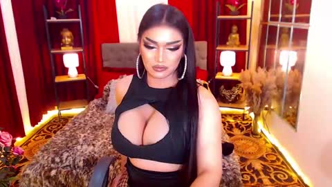 Snapshot of alurajhenson chatting on 12-23-24, 11:39 Alura Jhenson online show from 12-23-24, 11:39