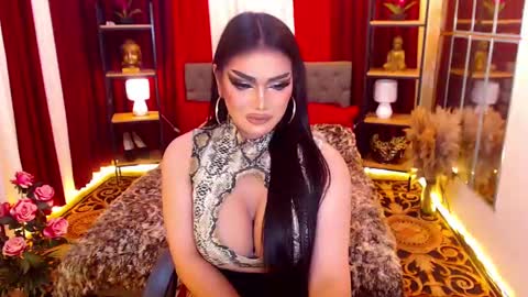 Snapshot of alurajhenson chatting on 12-29-24, 01:24 Alura Jhenson online show from 12-29-24, 01:24