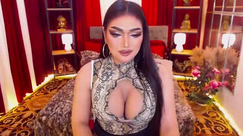 Snapshot of alurajhenson chatting on 01-06-25, 10:02 Alura Jhenson online show from 01-06-25, 10:02