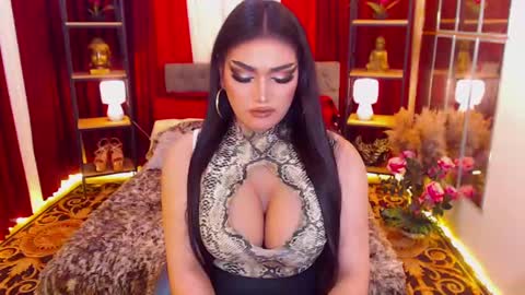 Snapshot of alurajhenson chatting on 01-08-25, 01:31 Alura Jhenson online show from 01-08-25, 01:31