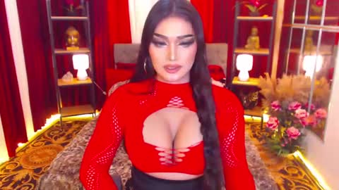 Snapshot of alurajhenson chatting on 01-14-25, 11:31 Alura Jhenson online show from 01-14-25, 11:31