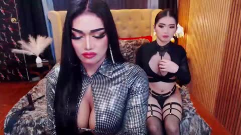Snapshot of alurajhenson chatting on 03-07-25, 06:11 Alura Jhenson online show from 03-07-25, 06:11
