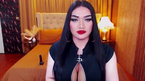 Snapshot of alurajhenson chatting on 09-21-25, 02:35 Alura Jhenson online show from 09-21-25, 02:35