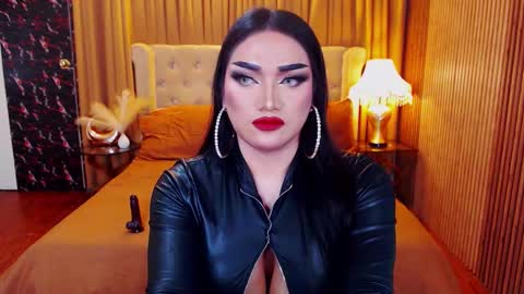 Snapshot of alurajhenson chatting on 09-22-25, 01:40 Alura Jhenson online show from 09-22-25, 01:40