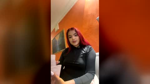 Snapshot of alwaysophie chatting on 06-10-26, 10:08 Andrea online show from 06-10-26, 10:08