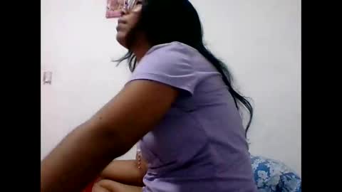 Snapshot of aly826805 chatting on 12-24-24, 12:22 analia online show from 12-24-24, 12:22