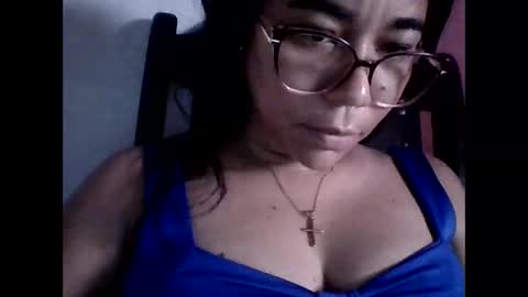 Snapshot of aly826805 chatting on 03-06-25, 10:58 analia online show from 03-06-25, 10:58