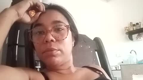 Snapshot of aly826805 chatting on 09-19-25, 07:14 analia online show from 09-19-25, 07:14