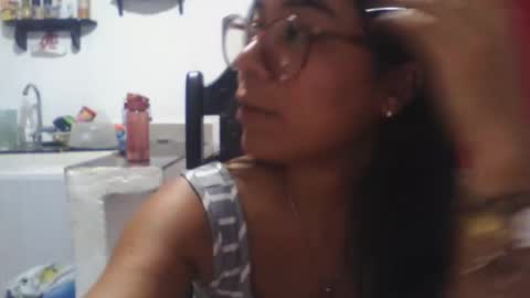 Snapshot of aly826805 chatting on 09-21-25, 03:19 analia online show from 09-21-25, 03:19