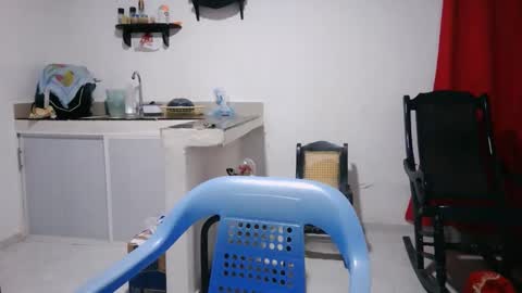 Snapshot of aly826805 chatting on 12-05-25, 06:11 analia online show from 12-05-25, 06:11