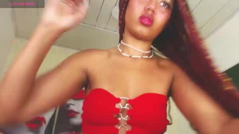 Snapshot of alya_gomez chatting on 12-14-24, 11:12 online show from 12-14-24, 11:12