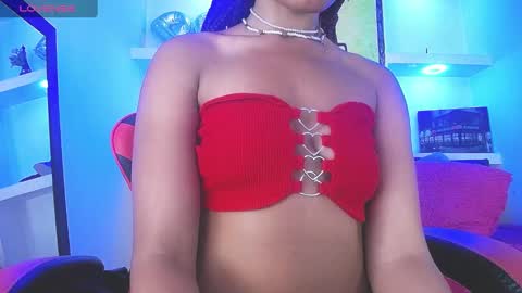 Snapshot of alya_gomez chatting on 01-30-25, 01:22 online show from 01-30-25, 01:22