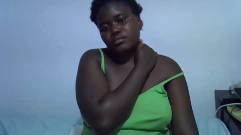 Snapshot of alyabeiby chatting on 10-02-25, 05:42 alyabeiby online show from 10-02-25, 05:42