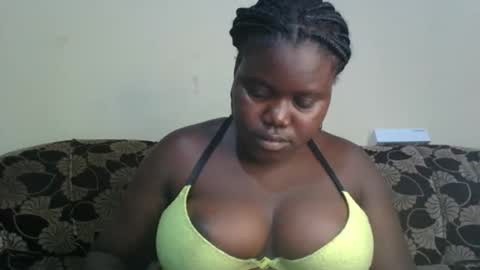 Snapshot of alyabeiby chatting on 11-02-25, 10:06 alyabeiby online show from 11-02-25, 10:06