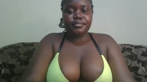 Snapshot of alyabeiby chatting on 11-14-25, 04:38 alyabeiby online show from 11-14-25, 04:38