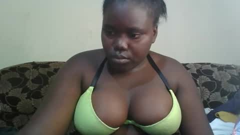 Snapshot of alyabeiby chatting on 11-20-25, 05:29 alyabeiby online show from 11-20-25, 05:29