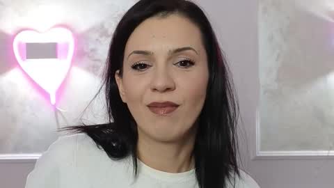 Snapshot of alyarei chatting on 11-09-25, 07:23 alyarei online show from 11-09-25, 07:23