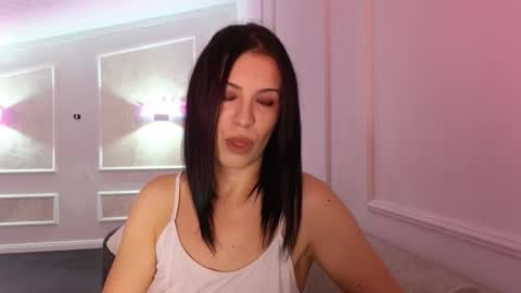 Snapshot of alyarei chatting on 11-30-25, 06:12 alyarei online show from 11-30-25, 06:12