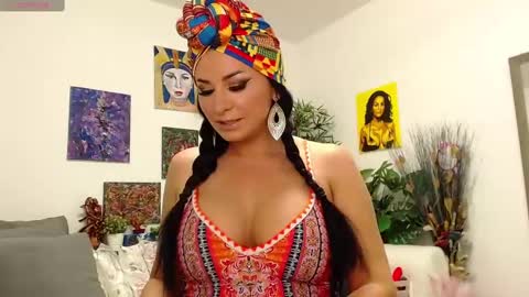 Snapshot of alycia_xo chatting on 03-08-25, 10:45 Alicia online show from 03-08-25, 10:45