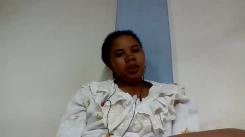 alydie7 online show from 07-10-26, 06:39