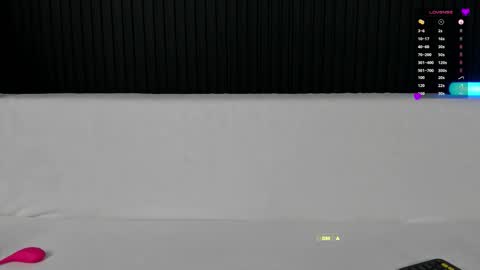 Snapshot of alyona_24 chatting on 01-19-26, 04:33 Alena online show from 01-19-26, 04:33