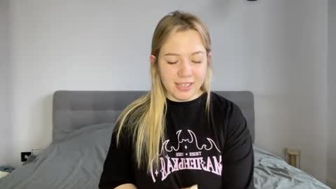 Al online show from 04-08-26, 06:13