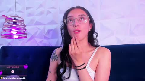 Snapshot of alys_molly chatting on 01-29-25, 11:09 sopie online show from 01-29-25, 11:09