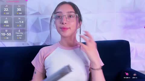 Snapshot of alys_molly chatting on 02-01-25, 11:10 sopie online show from 02-01-25, 11:10