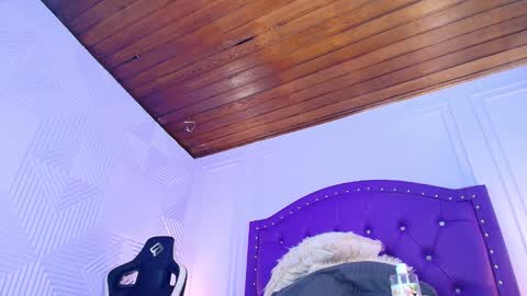 Snapshot of alys_molly chatting on 03-05-26, 11:06 sopie online show from 03-05-26, 11:06