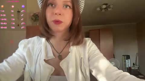 Milissa online show from 07-13-26, 03:04