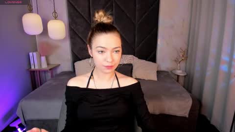 Alysia online show from 03-28-26, 03:11