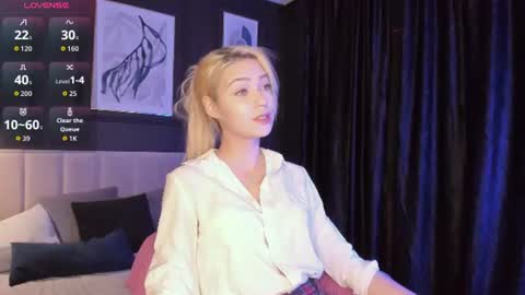 Alysia online show from 06-21-26, 01:13