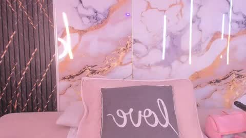 alyson__a online show from 04-19-26, 01:21