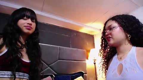 Snapshot of alyson_ethan chatting on 03-03-26, 08:59 ALYSON Y ETHAN online show from 03-03-26, 08:59