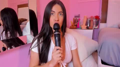 Snapshot of alysonjackson chatting on 02-09-26, 07:40 alysonjackson online show from 02-09-26, 07:40