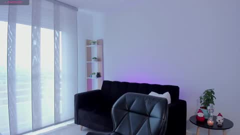 Alyson online show from 12-23-24, 02:07