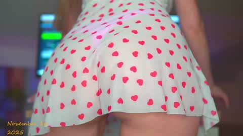 Aly online show from 11-16-25, 07:41