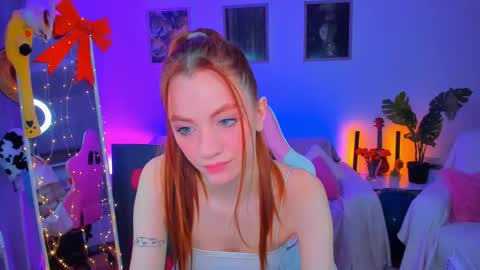 Snapshot of alyssa_smitt chatting on 01-19-25, 10:39 alyssa_smitt online show from 01-19-25, 10:39