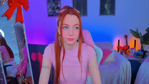 Snapshot of alyssa_smitt chatting on 02-06-25, 07:35 alyssa_smitt online show from 02-06-25, 07:35